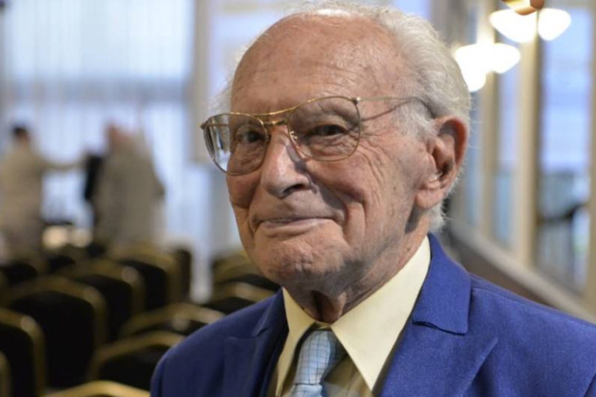 100 Year Old Spanish Diver Plans Lanzarote Attempt for Guinness Record